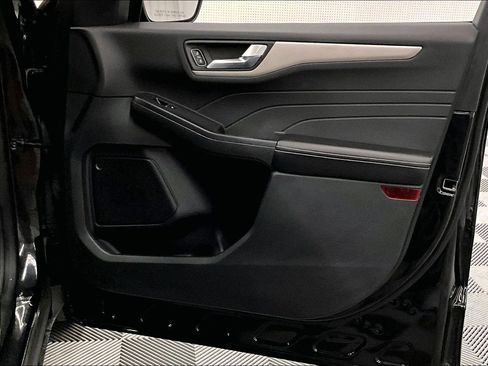 Used 2022 Ford Escape SEL FWD image 22