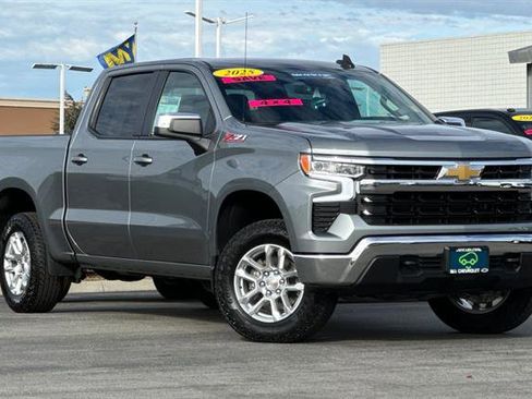 Certified 2025 Chevrolet Silverado 1500 LT image 2