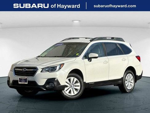 Used 2018 Subaru Outback 2.5i Premium image 1