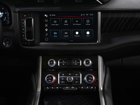 Used 2024 GMC Yukon XL Denali w/ LPO, Floor Liner Package AWD/4WD image 18