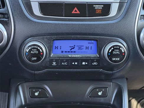 Used 2011 Hyundai Tucson Limited w/ Premium Pkg 3 image 4