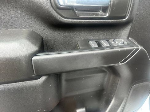 Used 2026 Chevrolet Silverado 2500 Custom RWD image 8