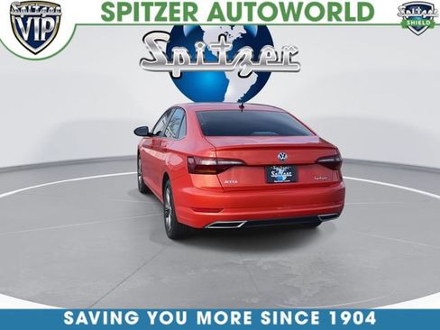 Used 2019 Volkswagen Jetta R-Line w/ R-Line Cold Weather Package FWD image 8