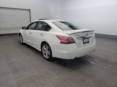 Used 2013 Nissan Altima 3.5 SL w/ Technology Pkg FWD image 5