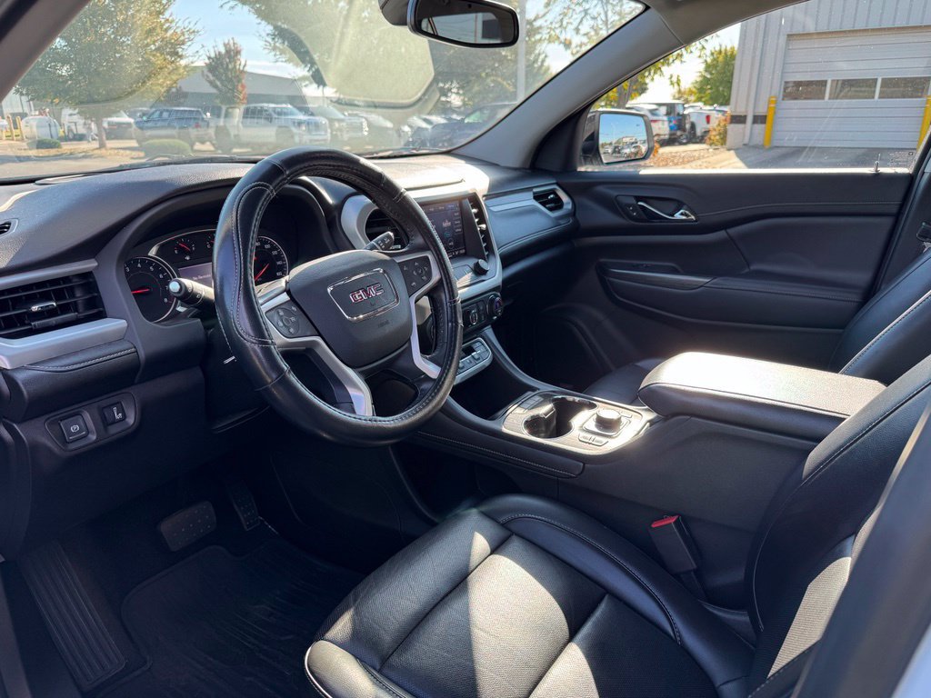 Used 2021 GMC Acadia SLT w/ Elevation Edition FWD image 13