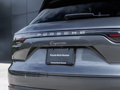Certified 2019 Porsche Cayenne image 14