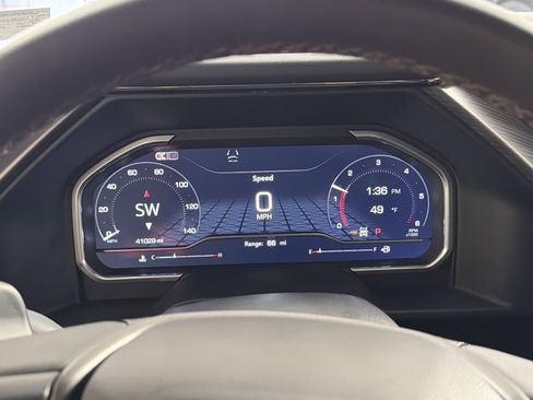 Used 2024 GMC Sierra 1500 AT4 w/ Technology Package image 17