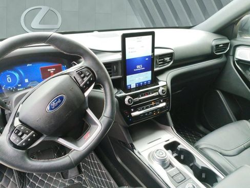 Used 2021 Ford Explorer ST w/ Equipment Group 401A AWD/4WD image 9