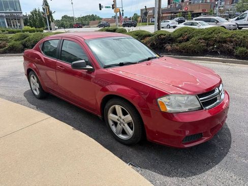 Used 2013 Dodge Avenger SE FWD image 3