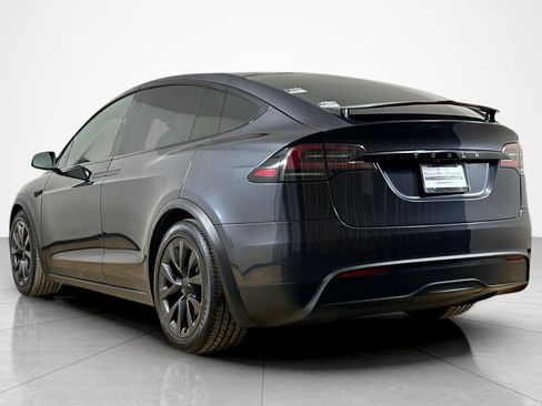 Used 2024 Tesla Model X AWD/4WD image 3