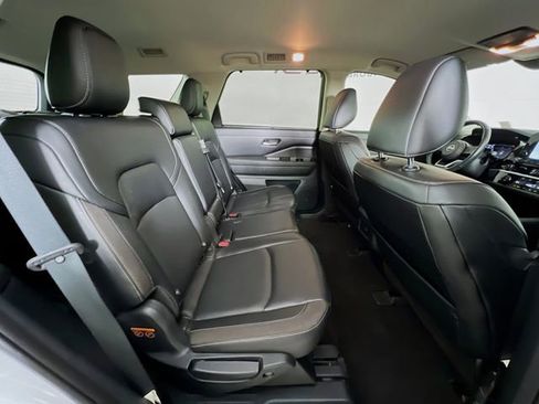Used 2022 Nissan Pathfinder SL image 42
