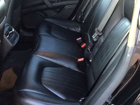 Used 2021 Maserati Ghibli S image 14