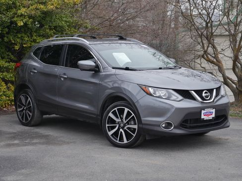 Used 2017 Nissan Rogue Sport SL image 29