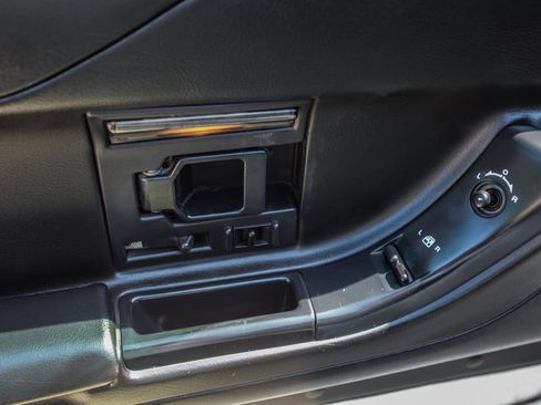 Used 1995 Chevrolet Corvette image 25