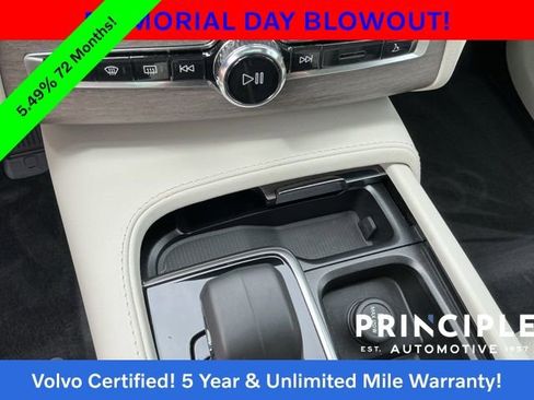 Certified 2023 Volvo XC90 B5 Plus w/ Protection Package AWD/4WD image 22