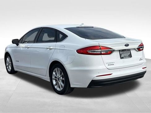 Used 2019 Ford Fusion SE image 5