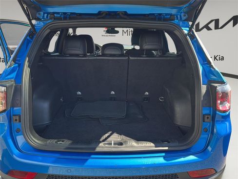 Used 2025 Jeep Compass Limited AWD/4WD image 15