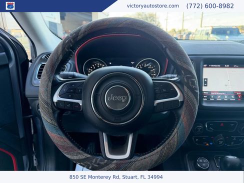Used 2019 Jeep Compass Trailhawk w/ Cold Weather Group image 34