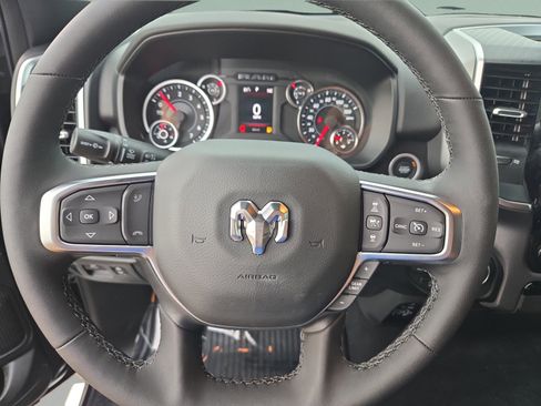 New 2026 RAM 1500 Big Horn AWD/4WD image 12