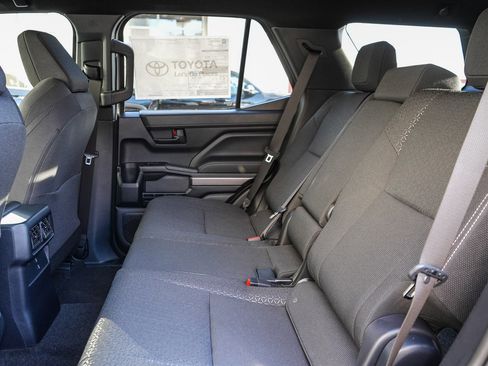 New 2026 Toyota 4Runner SR5 image 21