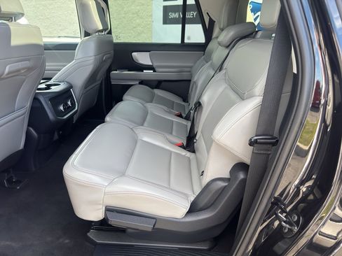 Certified 2025 Ford Expedition Max Active AWD/4WD image 21