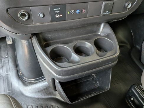 Used 2023 Chevrolet Express 3500 LS RWD image 22