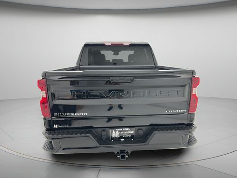 Used 2024 Chevrolet Silverado 1500 Custom AWD/4WD image 6