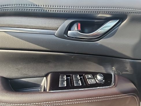 Certified 2025 MAZDA CX-5 Signature image 11