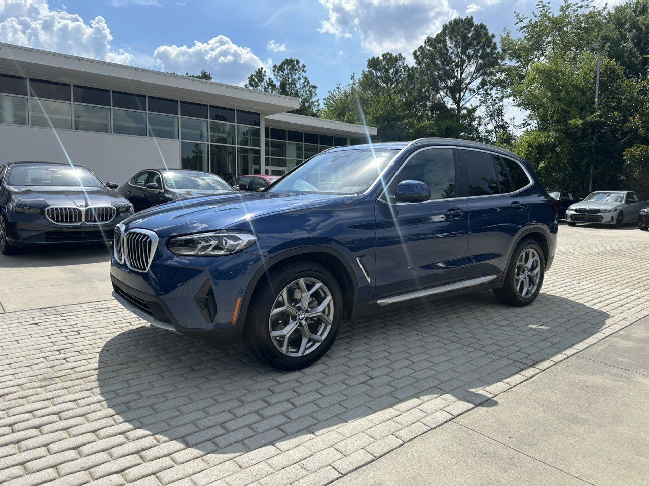 Used 2024 BMW X3 sDrive30i w/ Convenience Package RWD image 4