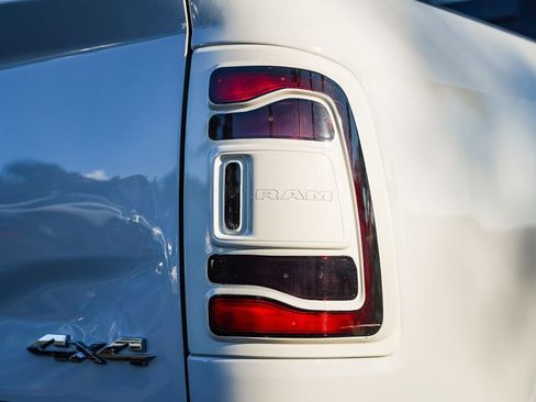 Used 2022 RAM 2500 Limited image 11