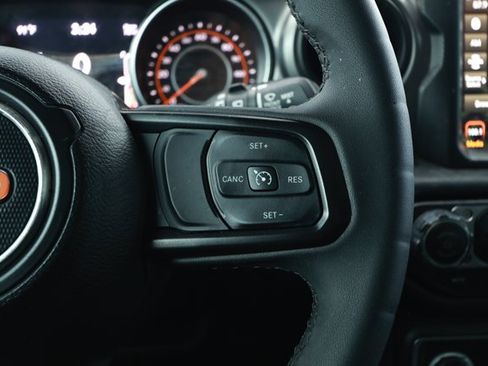 Used 2023 Jeep Wrangler Sport AWD/4WD image 13
