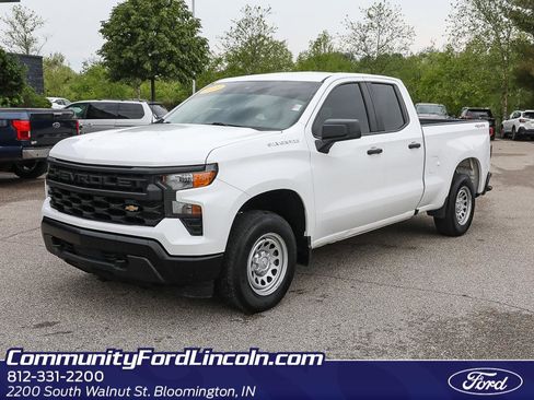 Used 2023 Chevrolet Silverado 1500 W/T w/ WT Value Package AWD/4WD image 1