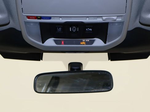 Used 2023 Subaru Forester Premium image 27