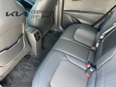 Certified 2023 Kia Niro Wind FWD image 13
