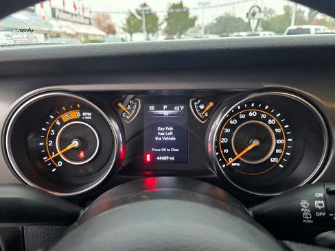 Certified 2021 Jeep Wrangler Unlimited Willys image 15