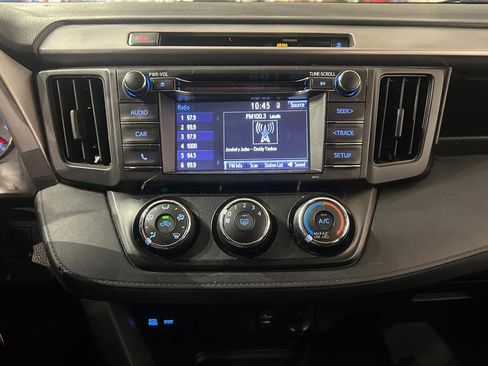 Used 2016 Toyota RAV4 LE image 15
