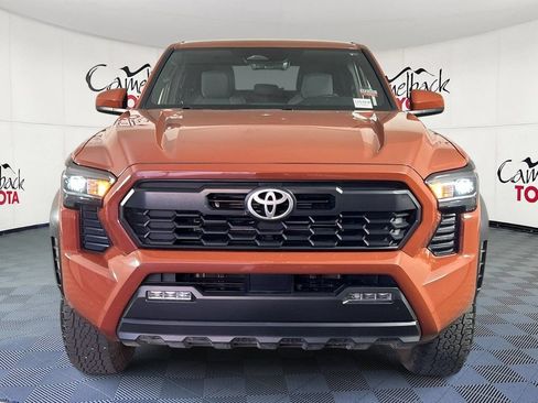 Used 2025 Toyota Tacoma TRD Off-Road AWD/4WD image 2