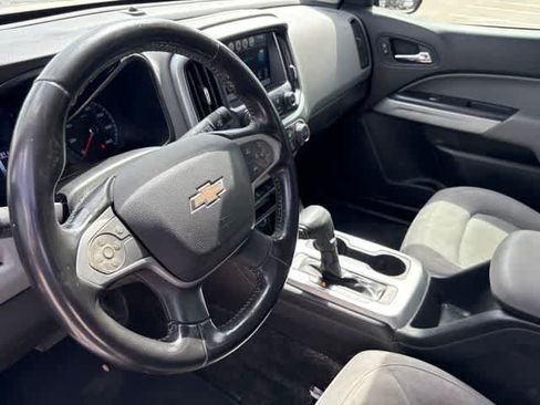 Used 2016 Chevrolet Colorado LT w/ LT Convenience Package RWD image 10