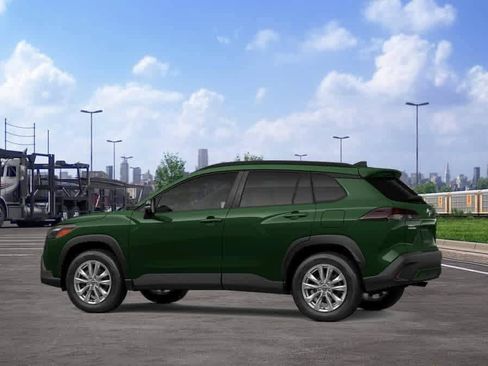 New 2026 Toyota Corolla Cross LE w/ Moonroof Package AWD/4WD image 5