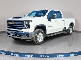 Used 2025 Chevrolet Silverado 2500 LTZ w/ LTZ Convenience Package video 1