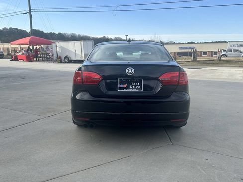 Used 2014 Volkswagen Jetta TDI image 17