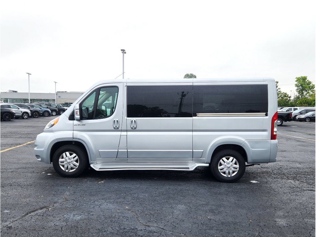 Used 2017 RAM ProMaster 1500 w/ Premium Appearance Group FWD image 11