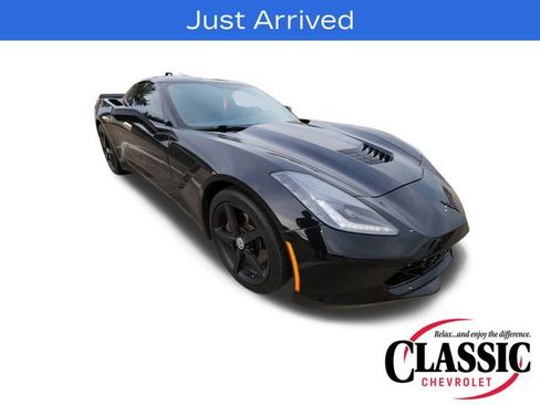 Used 2015 Chevrolet Corvette Stingray Coupe image 1