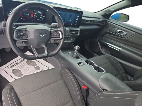 Used 2024 Ford Mustang GT RWD image 9