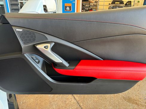 Used 2019 Chevrolet Corvette Grand Sport w/ Z07 Performance Package image 27