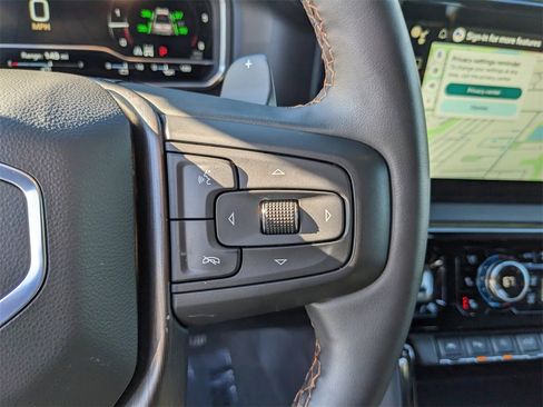 Used 2025 GMC Sierra 1500 AT4 image 31