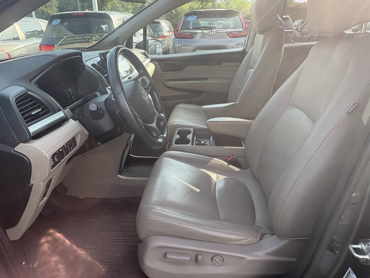 Used 2018 Honda Odyssey EX-L image 12