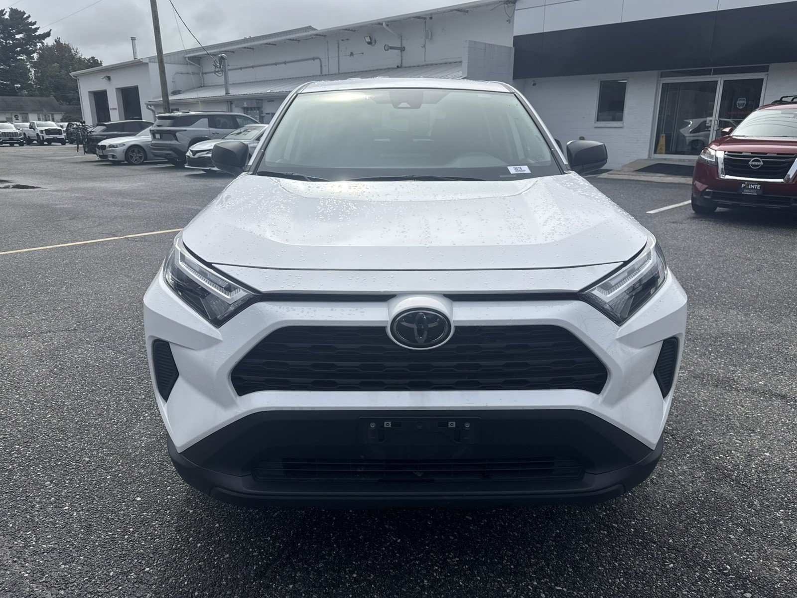 Used 2025 Toyota RAV4 LE AWD/4WD image 8