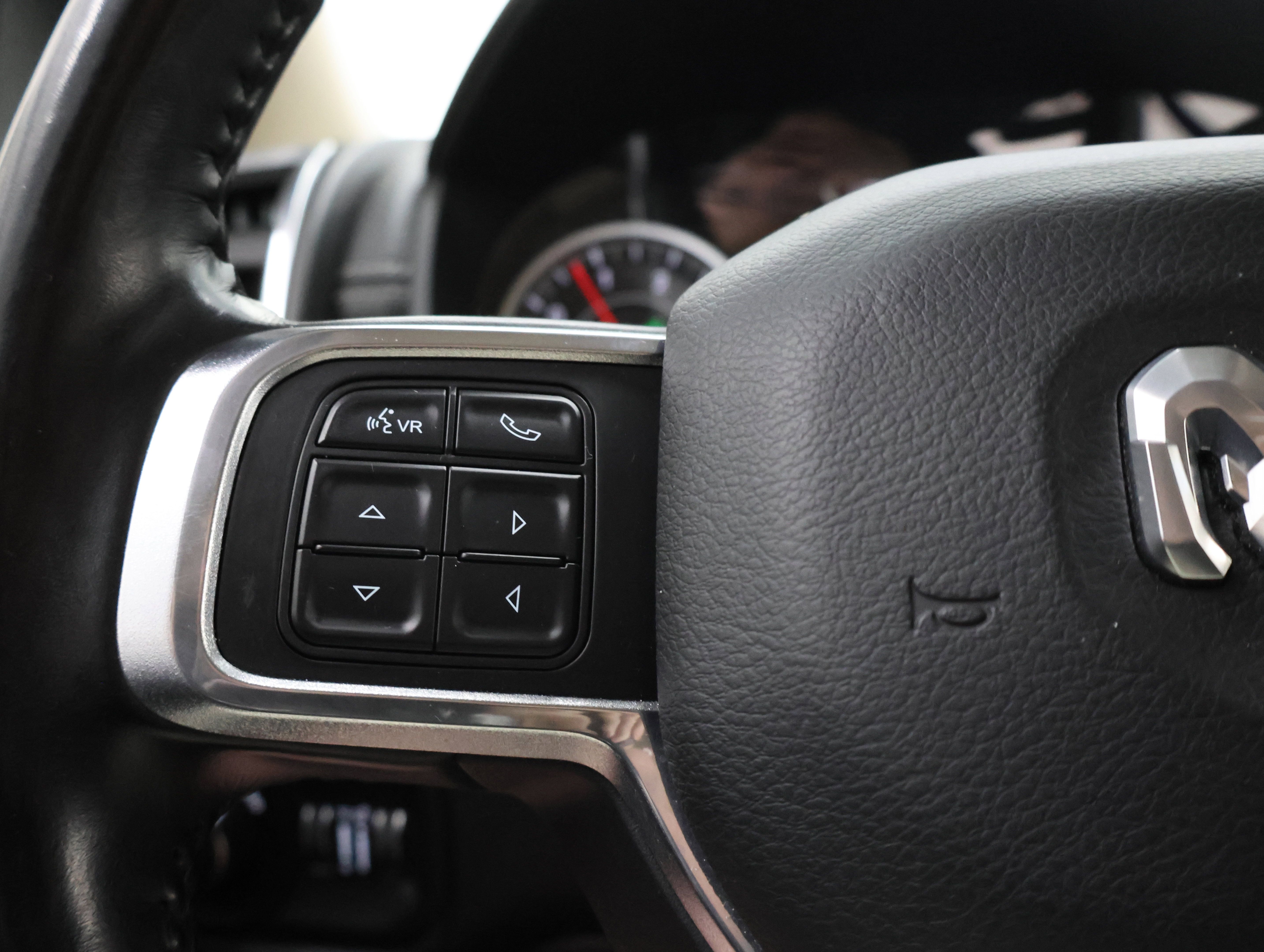 Used 2020 RAM 2500 Laramie AWD/4WD image 15