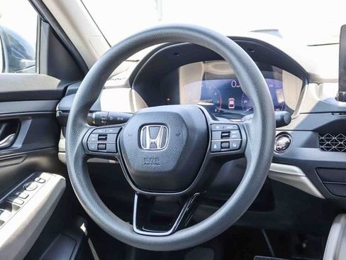 Used 2024 Honda Accord LX image 17
